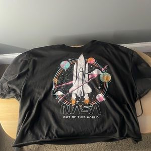 Womens Medium Fifth Sun Dark Grey Shortsleeved Nasa Crop top